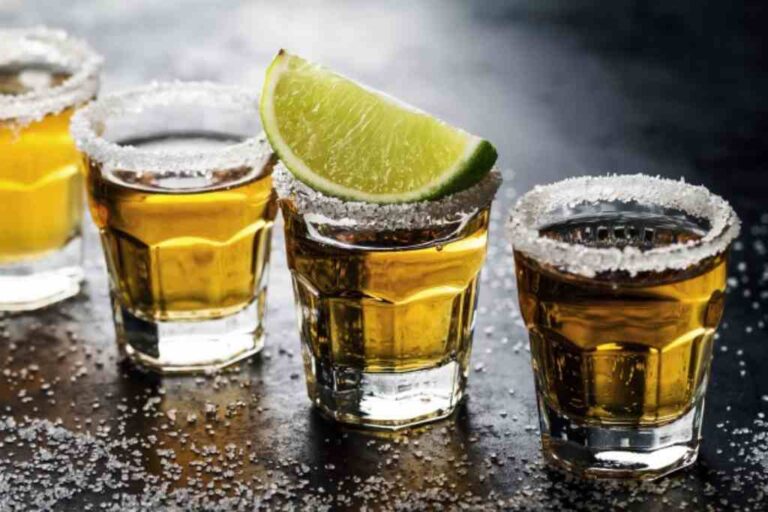 manfaat-alkohol-doktersehat-696x464.jpg