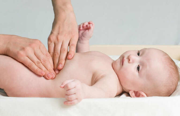 manfaat-pijat-bayi-696x447.jpg