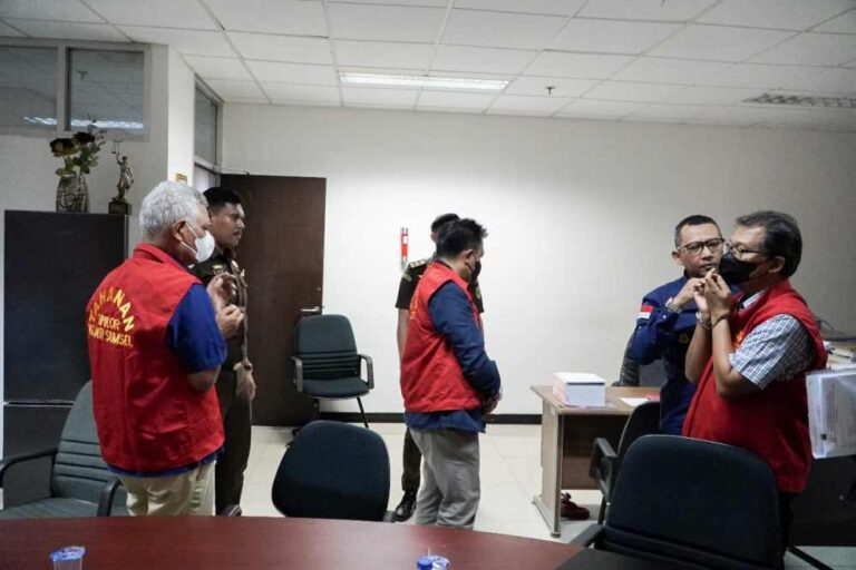 3 Eks Pejabat Waskita 3 Eks Pejabat Waskita