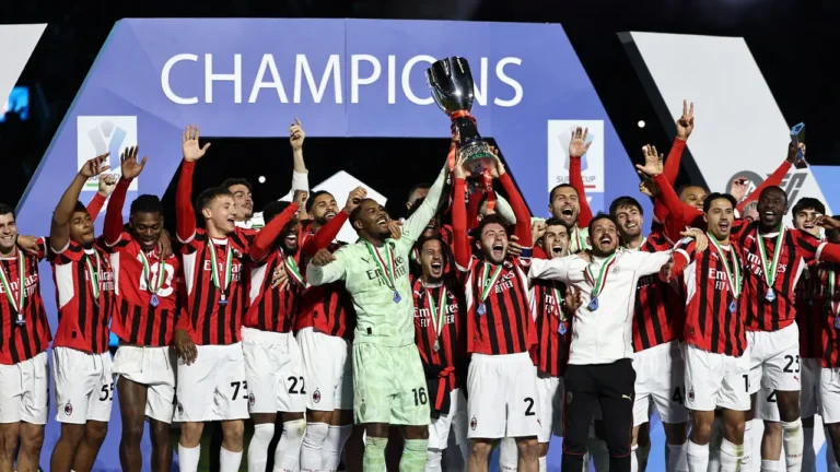 054253600_1736202651-AC_MILAN_JUARA_2