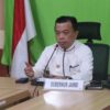 Gubernur Jambi Al Haris melakukan Zoom Meeting di kediaman pribadi Gubernur Al Haris, Kota Bangko, Kamis (03/04/2025).