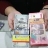 Nilai tukar rupiah dibuka menguat 0,44 persen ke posisi Rp16.455 per dolar AS di perdagangan pasar spot pada Jumat (16/5) pagi.