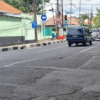 Potret Tambal Sulam: Jalan Tak Lagi Mulus
