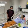 Gubernur Jambi Al Haris Menjenguk Oki Yusmika di RS Fatmawati