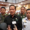 Menteri LHK memberikan arahan tegas terkait penanganan Karhutla dan pentingnya penegakan hukum bagi pelaku pembakaran lahan.