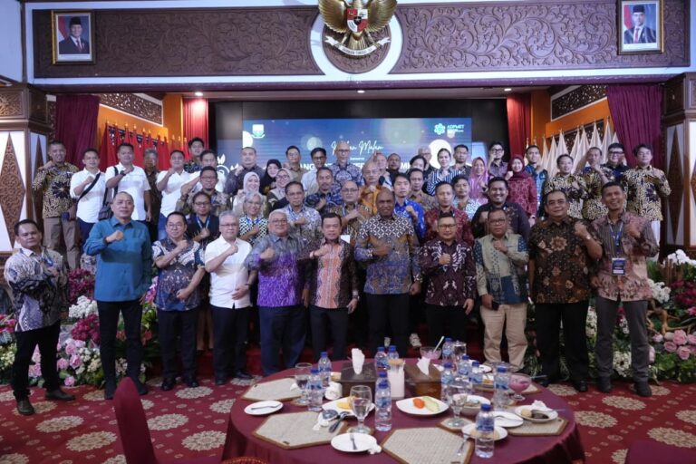 Jamu Peserta Rakernas ADPMET, Gubernur Al Haris Dorong Percepatan Hak Participating Interest