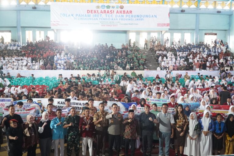 Lawan Radikalisme dan “True Crime Community”, Belasan Ribu Pelajar Jambi Gelar Deklarasi Akbar
