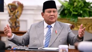 Prabowo Sentil Birokrat Nakal: Di Luar Negeri Izin 2 Minggu, Kita 2 Tahun!