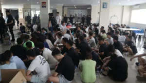 Markas Scamming Internasional di Apartemen Batam Digerebek, 210 WNA Diciduk!