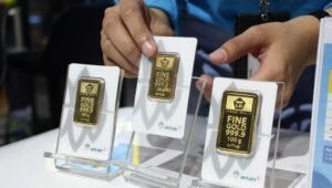 Harga Emas Antam Hari Ini Anjlok, Ukuran 1 Gram Dibanderol Rp2,605 Juta