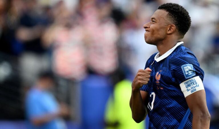 Fenomena Kylian Mbappe: ‘One-Man Army’ yang Lebih Tajam dari Raksasa Dunia