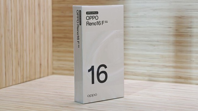 Oppo Reno 16 F 5G Eco Pack Resmi Meluncur: Memori Lebih Jumbo, Harga Setara, Tanpa Kepala Charger