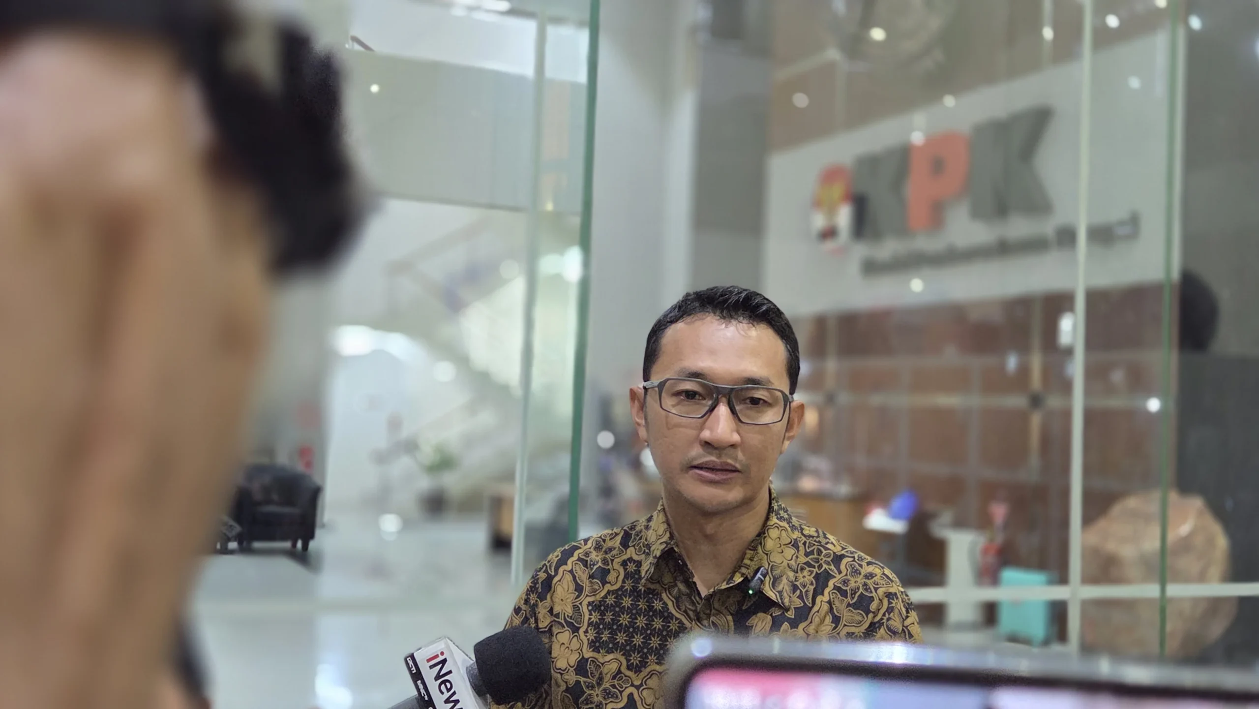 KPK Geledah Kantor PT Djarum dan Bea Cukai Kudus Terkait Dugaan Korupsi Pita Cukai