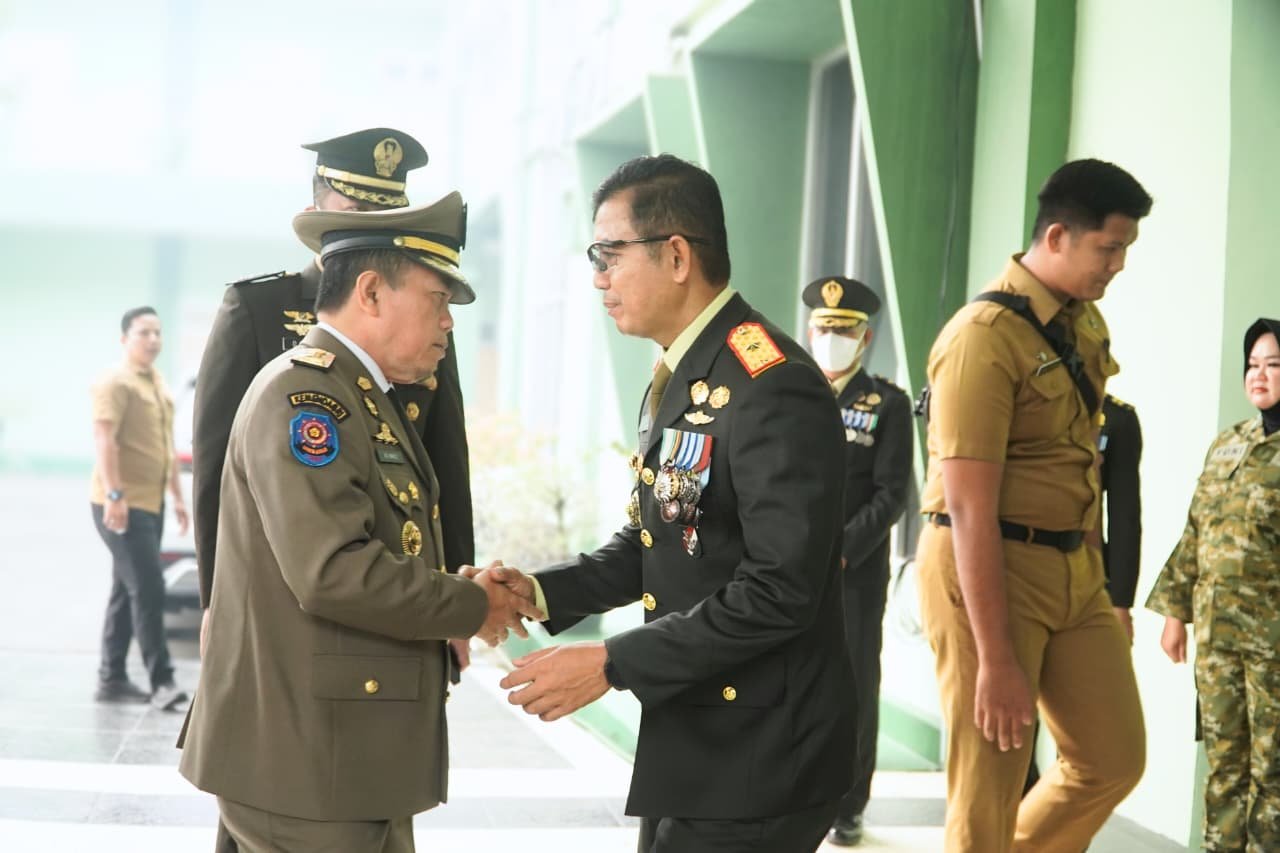 HUT TNI ke-81, Gubernur Al Haris Apresiasi Kinerja Prajurit dan Sinergi Penanganan Karhutla di Jambi