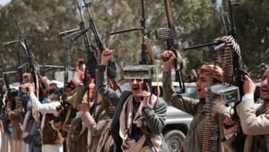 Serangan Houthi Tewaskan Warga Sipil di Taiz, Korban Kamp Militer Tembus 73 Orang