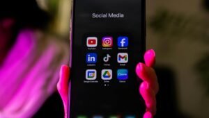 Ramai Isu Shadowban Konten Karhutla di Media Sosial, Komdigi Beri Klarifikasi Tegas